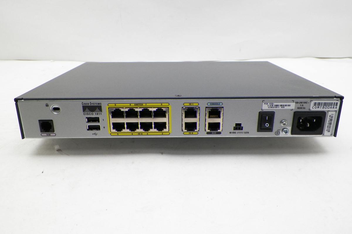 Cisco 1811 V05 8-Port 10/100 Wireless Router (CISCO1811/K9)